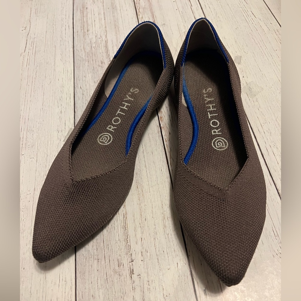 Rothys Mink Points Size 7.5